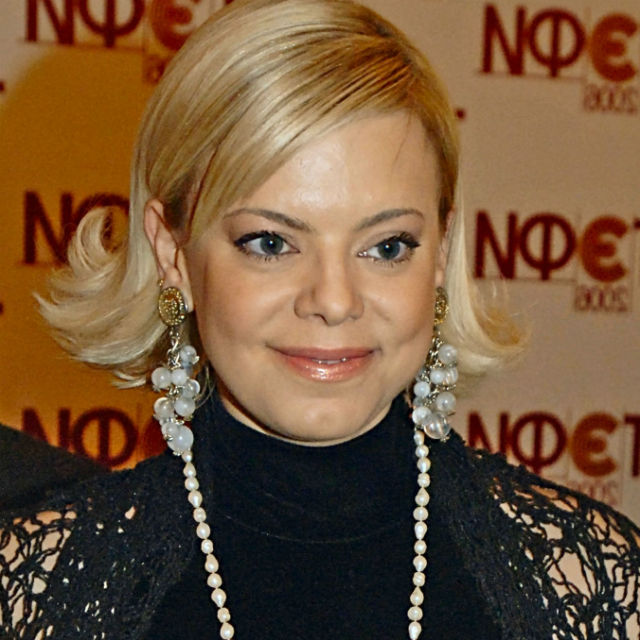 1385252286_yana_poplavskaya