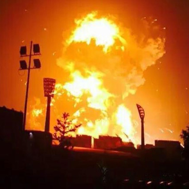 1 explosion_1