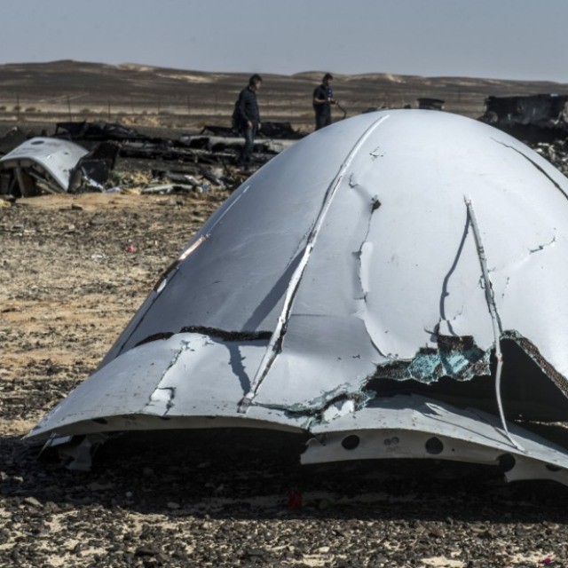 2 1a-plane-crash-1101-super-169
