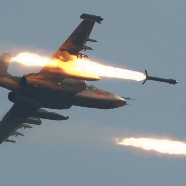4 plane_bomb_300915
