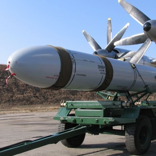 4 1325046071_070809224033_raketka