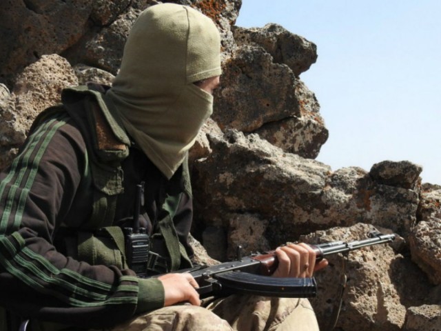 12 ISIS-Terrorist-Rifle (copy)