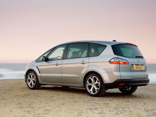 Ford_S-Max_304_1024x768