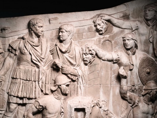 trajan_column_03