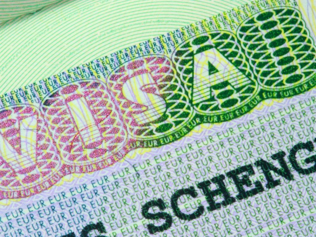 Визовый режим это. Шенгенская виза. Шенгенская виза обложка. Многократная виза шенген. Европейская виза.