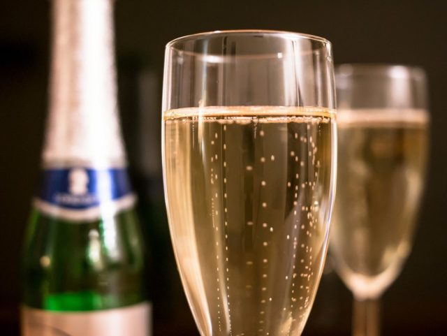 champagne-1110591_1280
