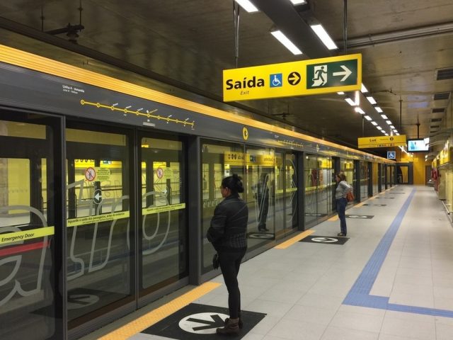 24-1 sao-paulo-metro-saida-station