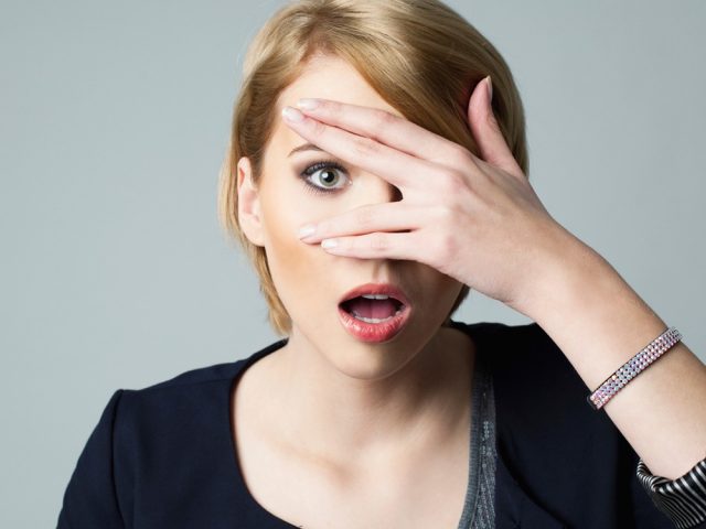 28 woman-scare-and-shocked