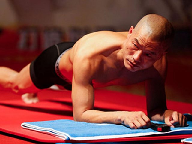 Plank-world-record