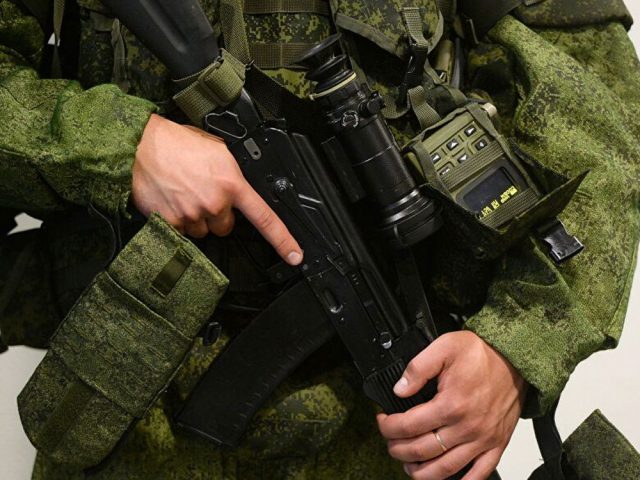 солдат