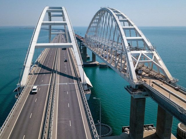 мост