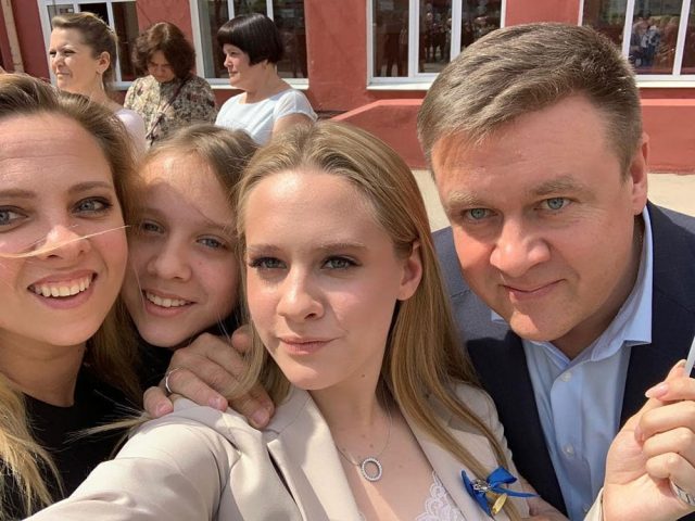 Любимов