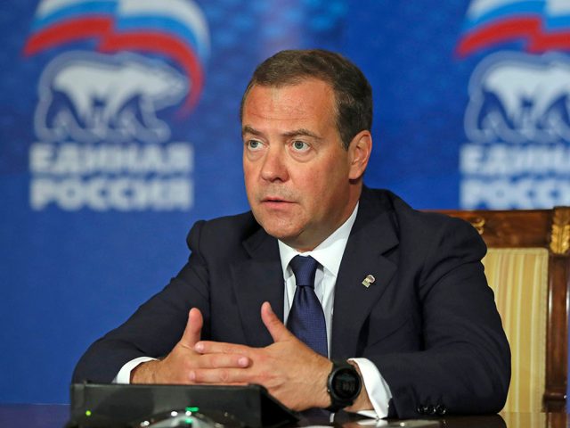 Медведев
